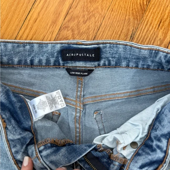 Aeropostale Light Blue Flare Jeans - Picture 3 of 6
